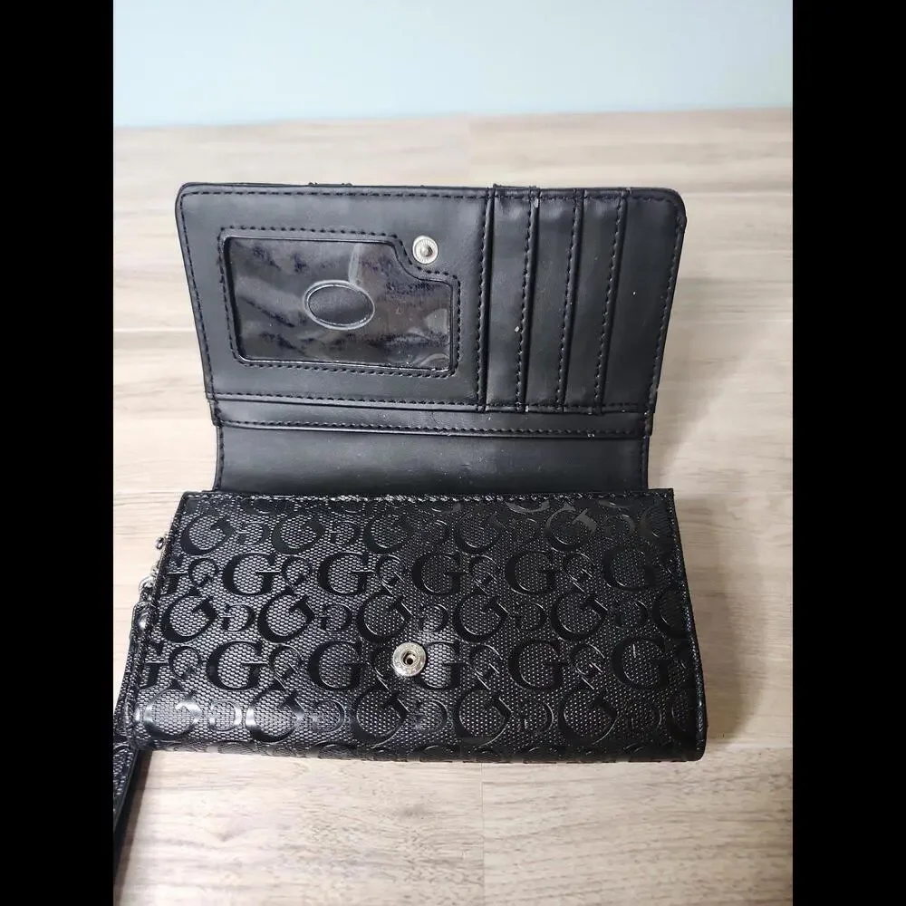 Guess wallet with strap‎ - Picture 2 of 7